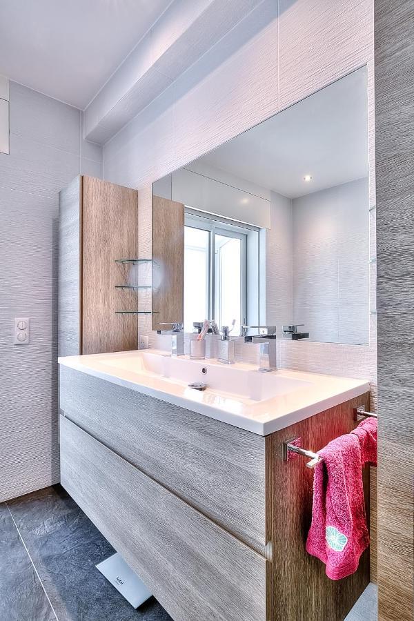 Apartamento Le Florentina, Dernier Etage Avec Terrasse, Vue Sur La Baie Des Anges Niza Exterior foto